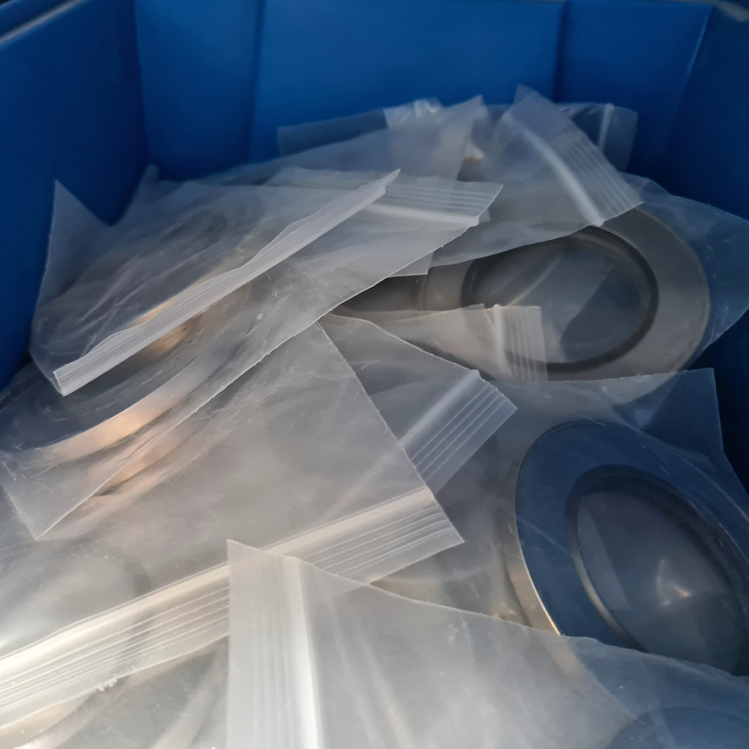 Triple lip PTFE seal in stainless steel case Easynox.eu